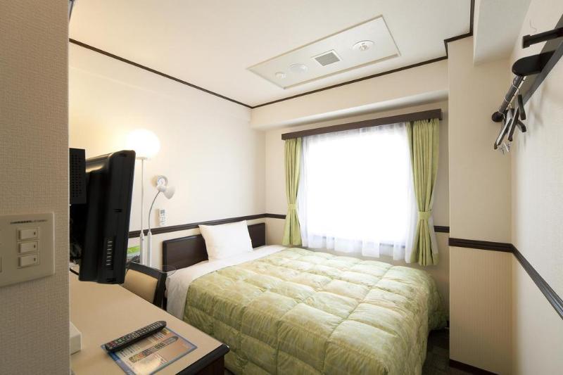Toyoko Inn Kurashiki-Eki Minami-Guchi Exterior foto